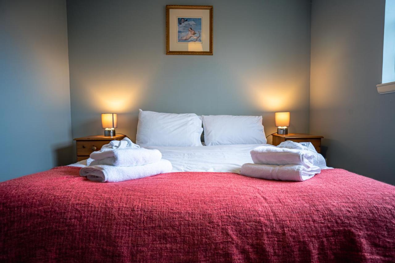 The Farmhouse, 6 Bed Property, Forres Luaran gambar