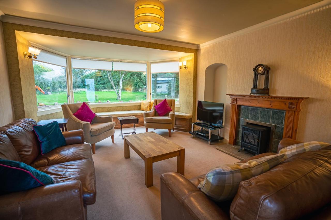 The Farmhouse, 6 Bed Property, Forres Luaran gambar